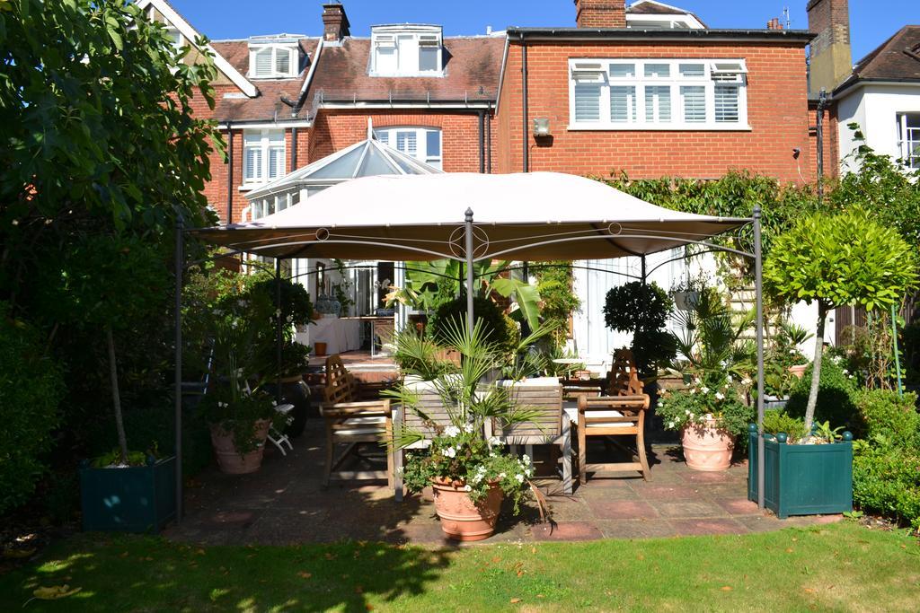 Cranleigh Hotel Reigate Exterior photo